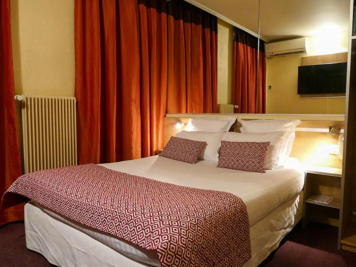 ***  Hotel De France Quartier Latin Paris France