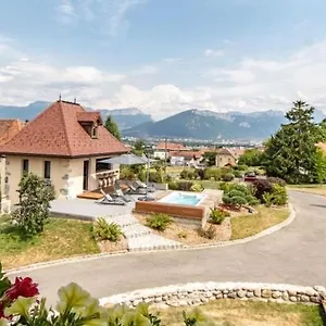 Le Paon Bleu Annecy , Poisy Fransa