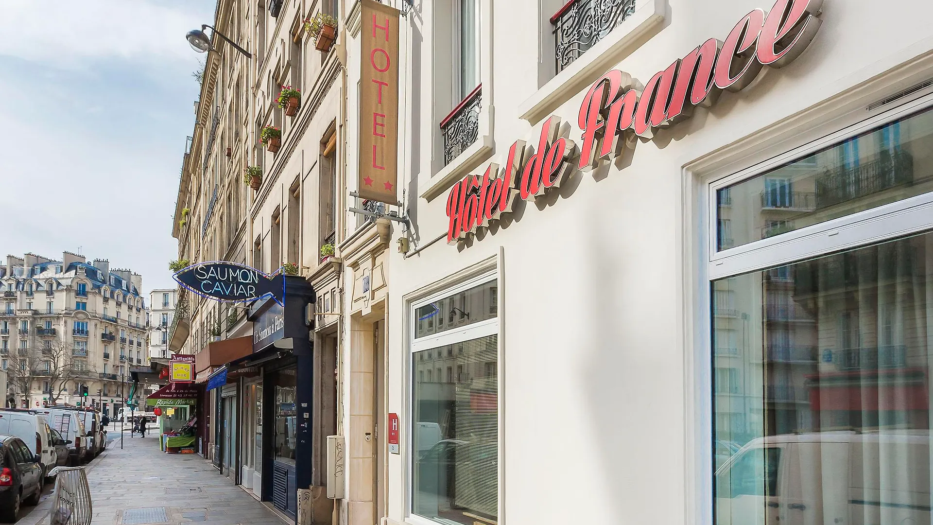 ***  פריז Hotel De France Quartier Latin צרפת