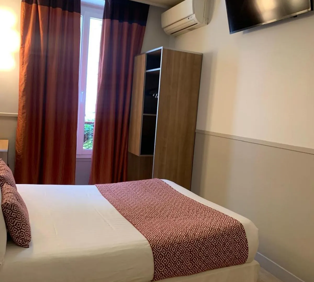 Hotel De France Quartier Latin París Francia