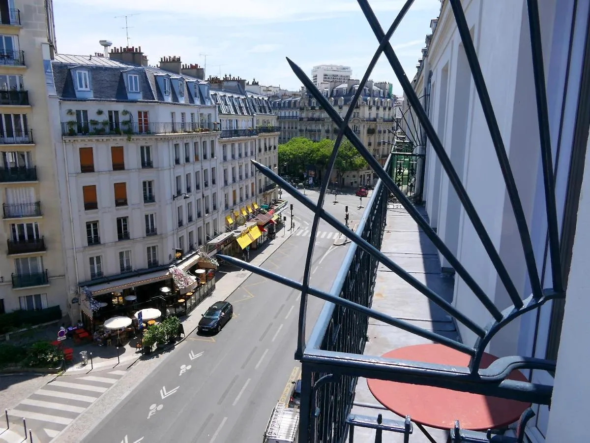 ***  ホテル ドゥ フランス カルチェ ラタン パリ フランス